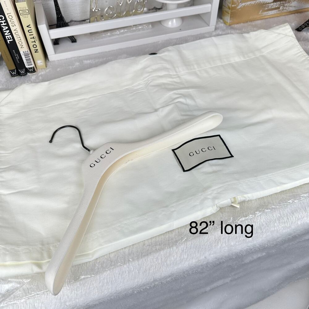 Gucci long white and black garment clothing bag with gucci hanger